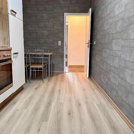 Kartels First Daire *